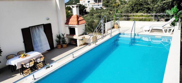 Holiday Home Макарска Екстериор снимка
